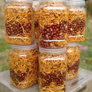 প্রিমিয়াম বাদাম মিক্স স্পেশাল ঝাল চানাচুর